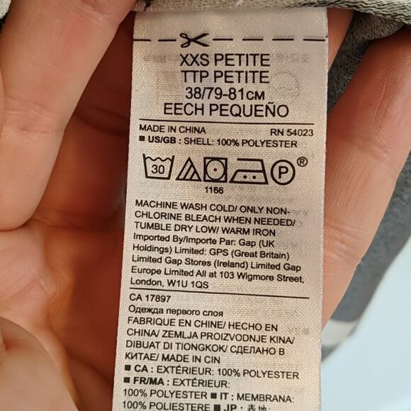 EUC Banana Republic Black/White Top, PXXS - Picture 4 of 6